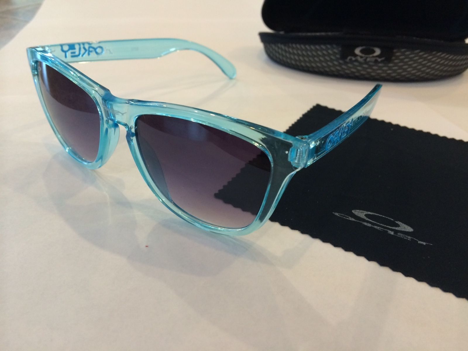 Oakley Frogskins (A) |OO9245-6554| Black Camo w/Prizm Black main image 1